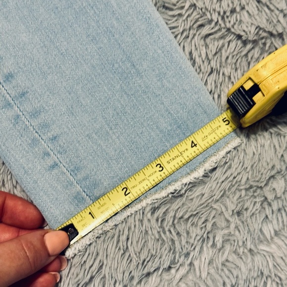 Banana Republic Skinny Ankle Ripped Jeans - Picture 6 of 9